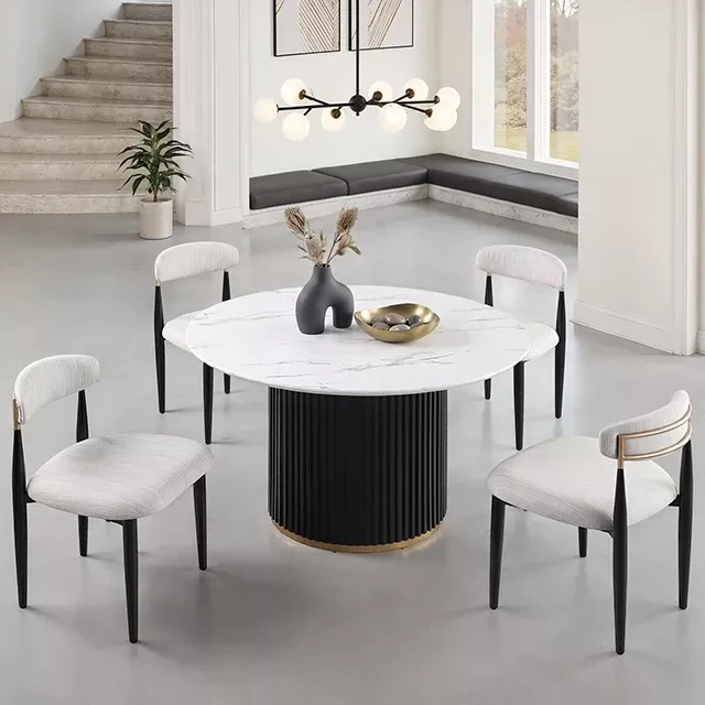 Borden 7 Pc. Dining Table Set