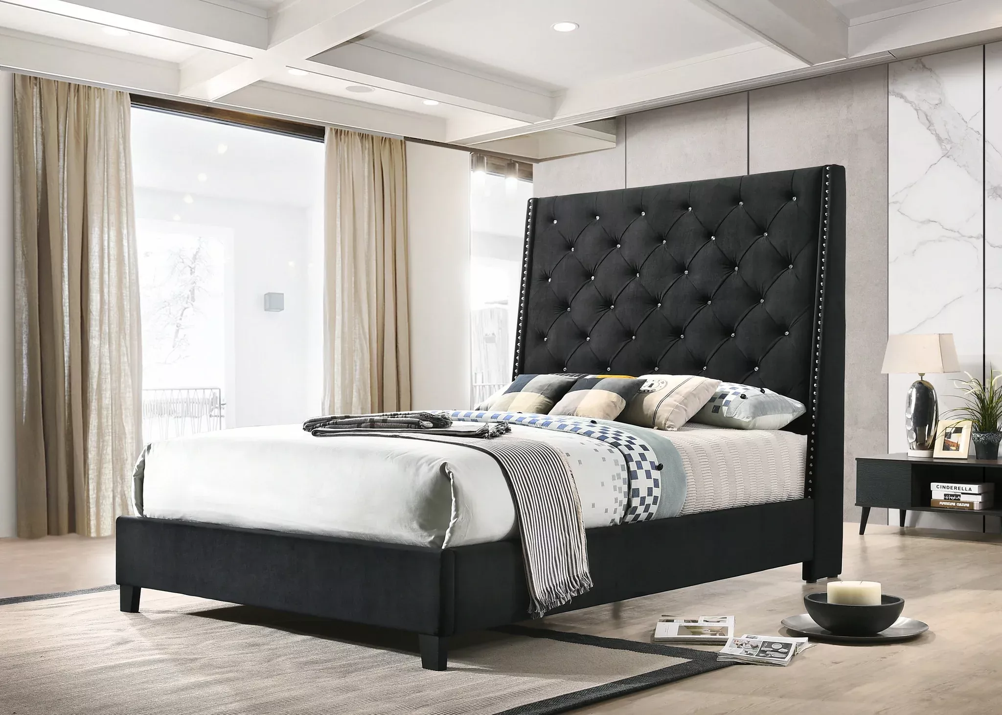 Chantilly Bed