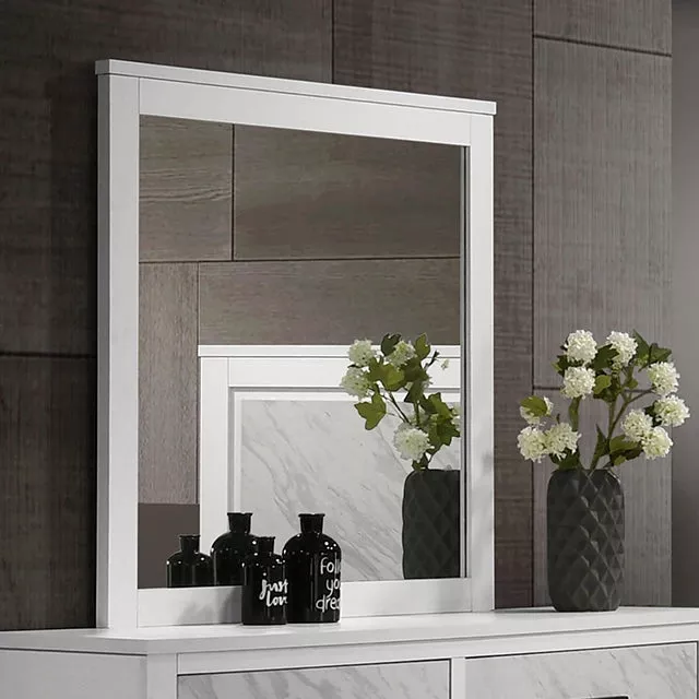 Darlene Mirror