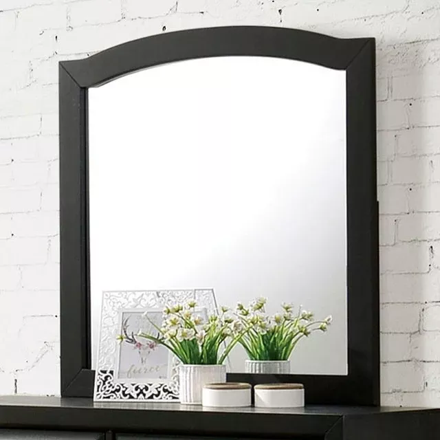 Kirsten Mirror